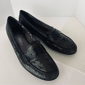 Aquatalia Penny Loafer Snakeskin Embossed Patent‎ Leather Womens 11 Green Shoe